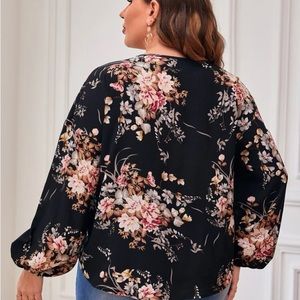 EMERY ROSE Plus Floral Print Tie Neck Blouse